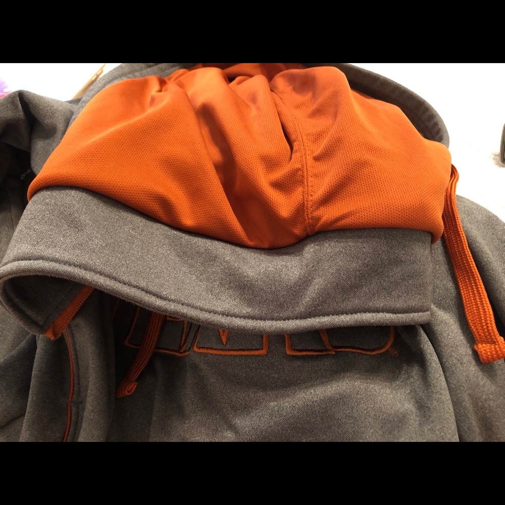 Collegiate UT Rivalry Threads 91 Jacket - Picture 5 of 8